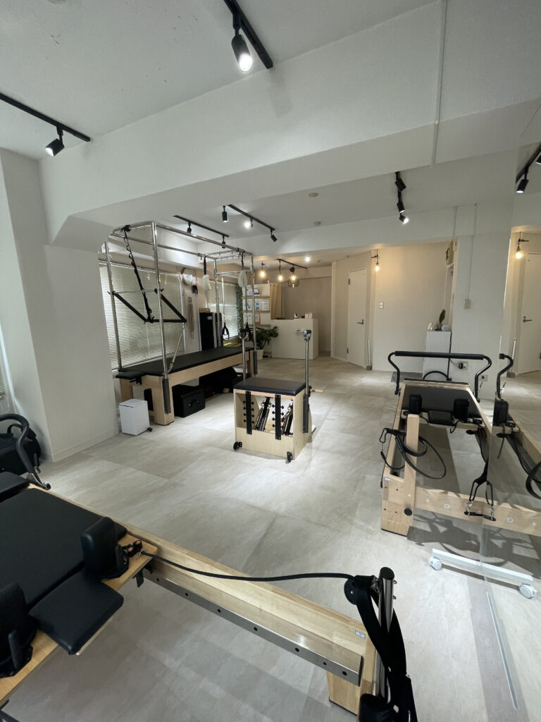 ピラティススタジオ『ルルト』新宿三丁目店内