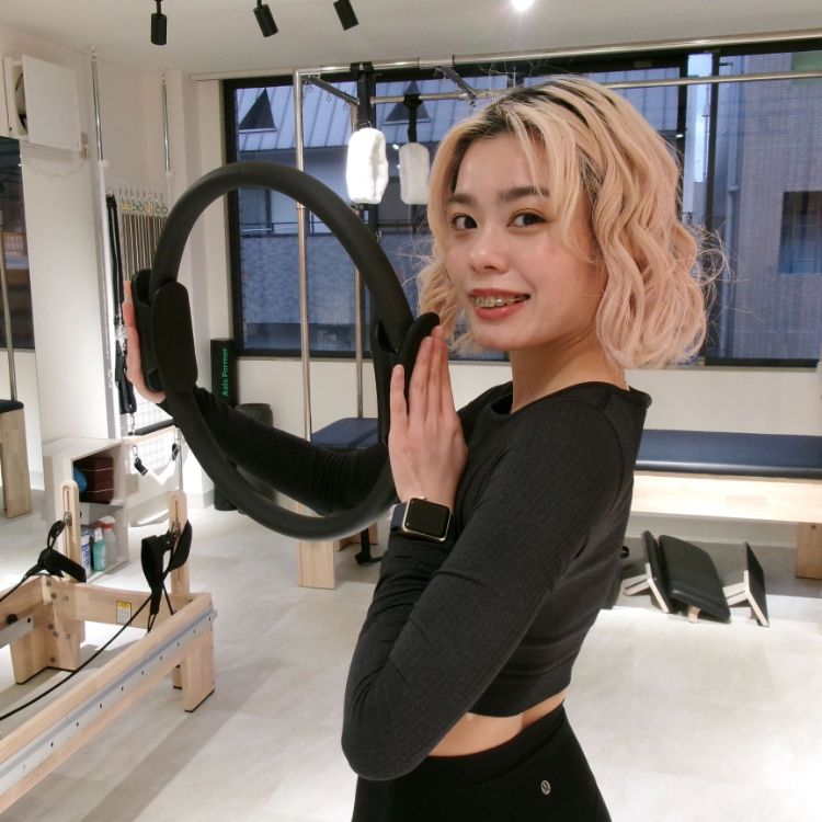 ピラティススタジオ『ルルト』神戸店スタッフ