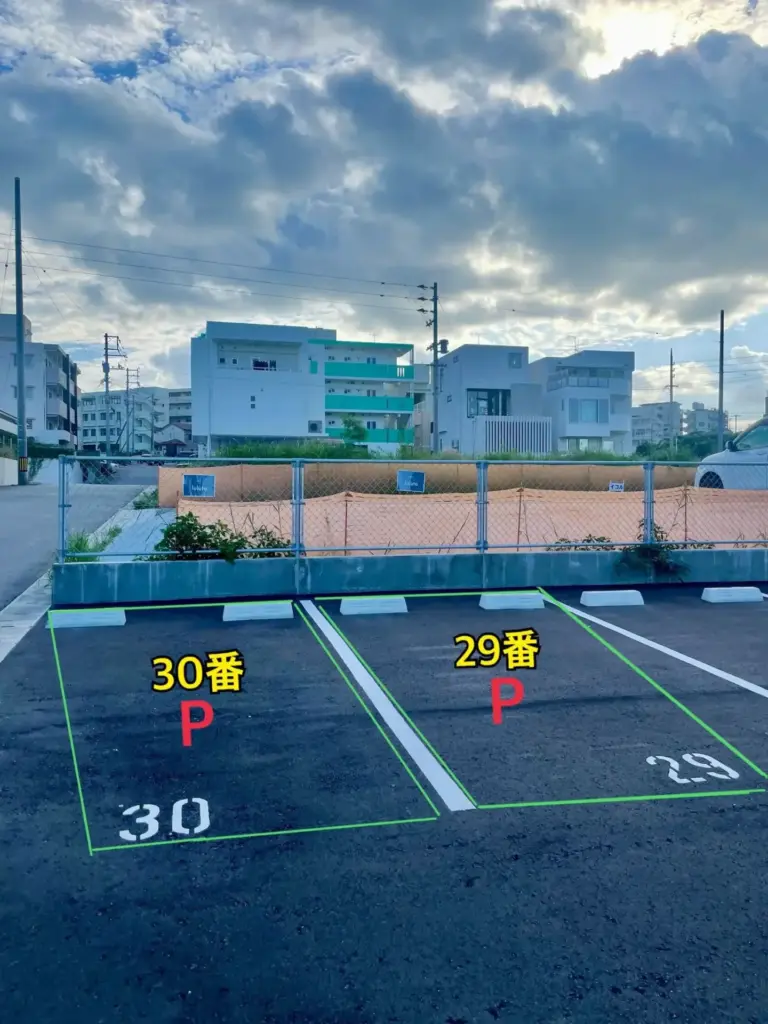 ピラティススタジオ『ルルト』浦添経塚店駐車場