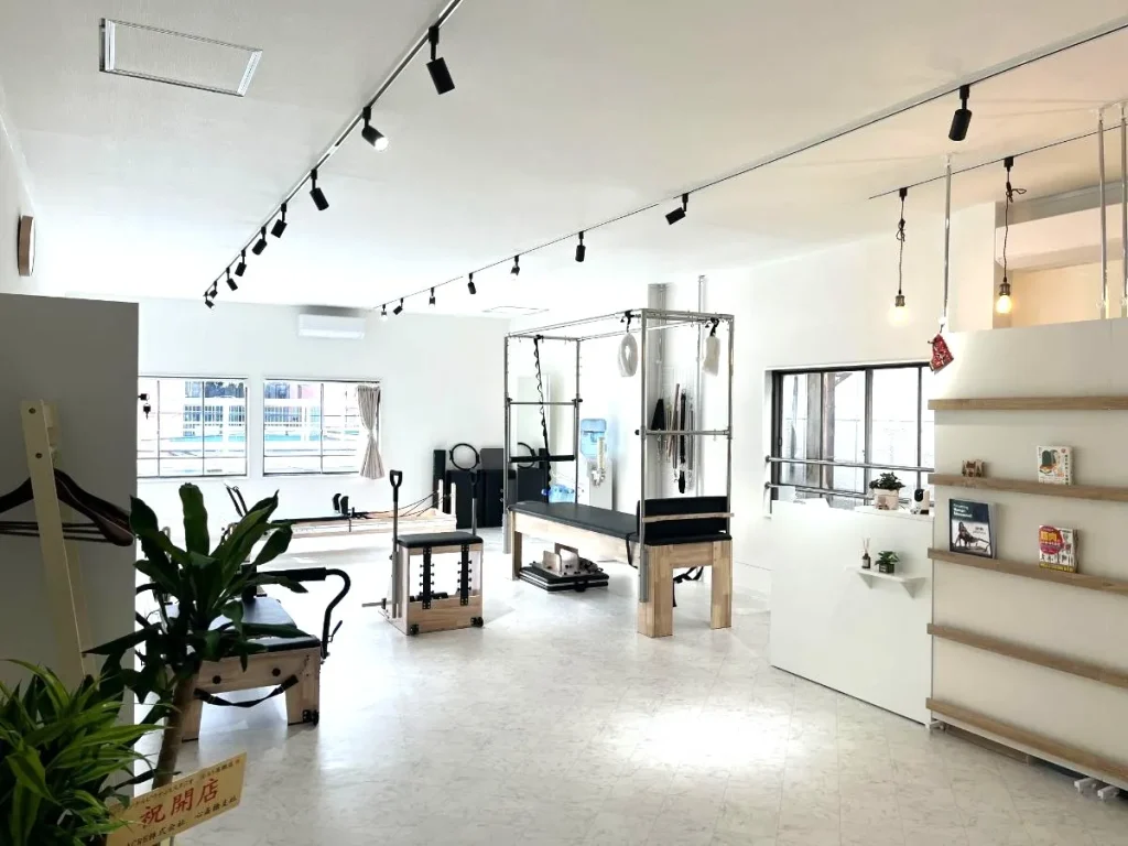 ピラティススタジオ『ルルト』高槻店内観