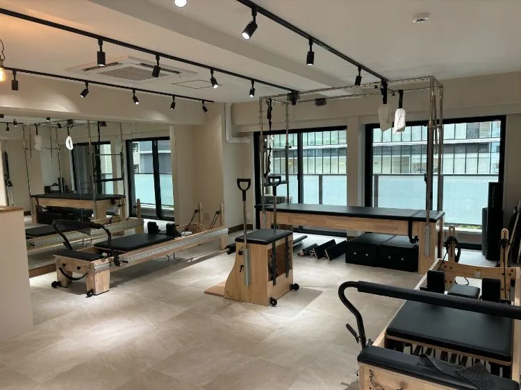 ピラティススタジオルルト西新宿店